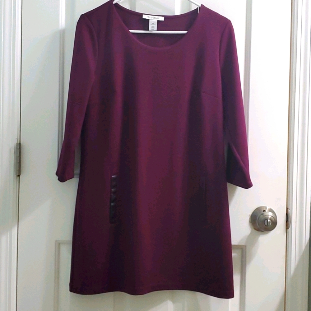 EUC White House Black Market Tunic